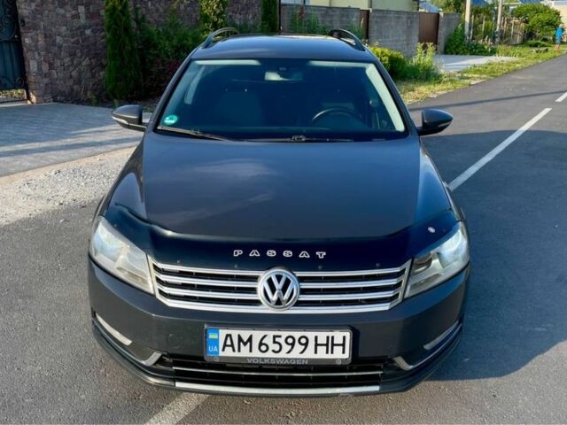 Сірий Фольксваген Пассат Варіант, об'ємом двигуна 1.6 л та пробігом 370 тис. км за 8100 $, фото 1 на Automoto.ua