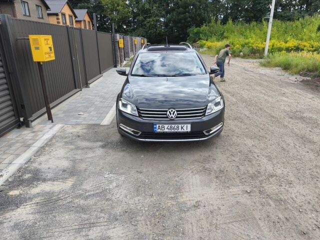 Сірий Фольксваген Пассат Варіант, об'ємом двигуна 2 л та пробігом 210 тис. км за 10500 $, фото 1 на Automoto.ua