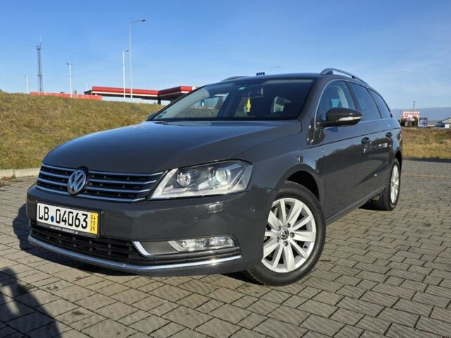 Сірий Фольксваген Пассат Варіант, об'ємом двигуна 2 л та пробігом 261 тис. км за 11750 $, фото 1 на Automoto.ua