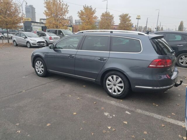 Серый Фольксваген Пассат Вариант, объемом двигателя 1.6 л и пробегом 493 тыс. км за 8800 $, фото 1 на Automoto.ua