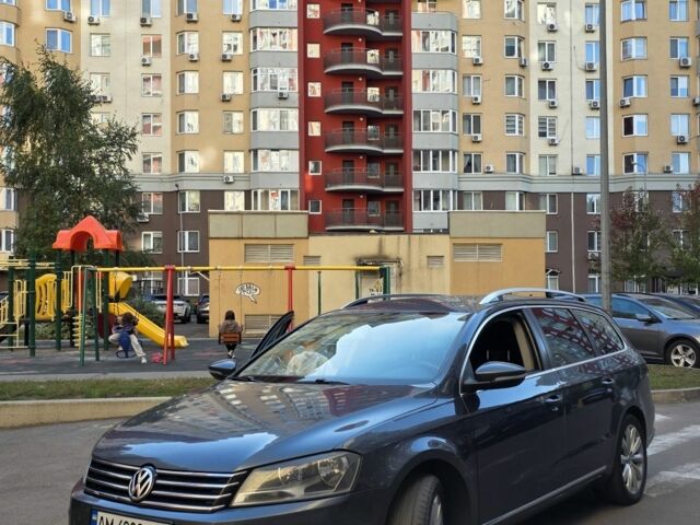 Сірий Фольксваген Пассат Варіант, об'ємом двигуна 1.6 л та пробігом 270 тис. км за 7523 $, фото 1 на Automoto.ua