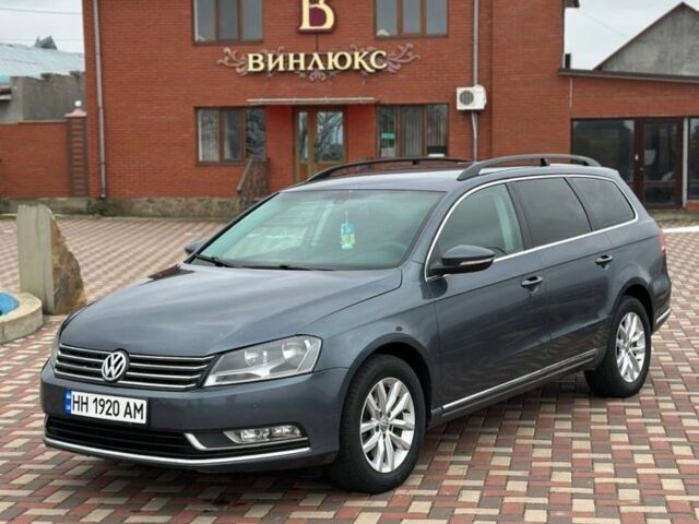 Серый Фольксваген Пассат Вариант, объемом двигателя 2 л и пробегом 274 тыс. км за 11700 $, фото 1 на Automoto.ua