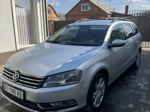 Сірий Фольксваген Пассат Варіант, об'ємом двигуна 1.6 л та пробігом 223 тис. км за 10606 $, фото 1 на Automoto.ua