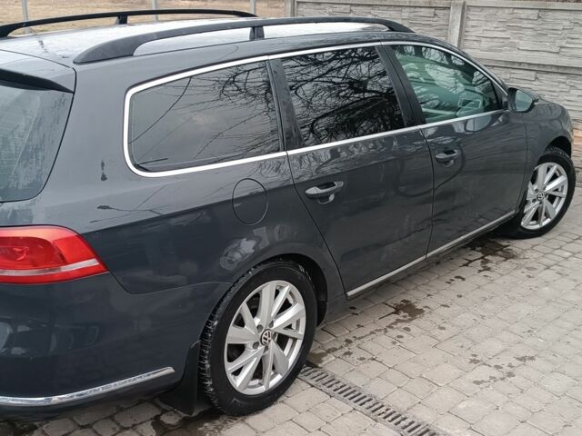Серый Фольксваген Пассат Вариант, объемом двигателя 2 л и пробегом 283 тыс. км за 10700 $, фото 1 на Automoto.ua