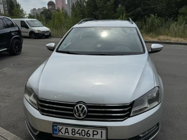 Сірий Фольксваген Пассат Варіант, об'ємом двигуна 2 л та пробігом 246 тис. км за 10500 $, фото 1 на Automoto.ua