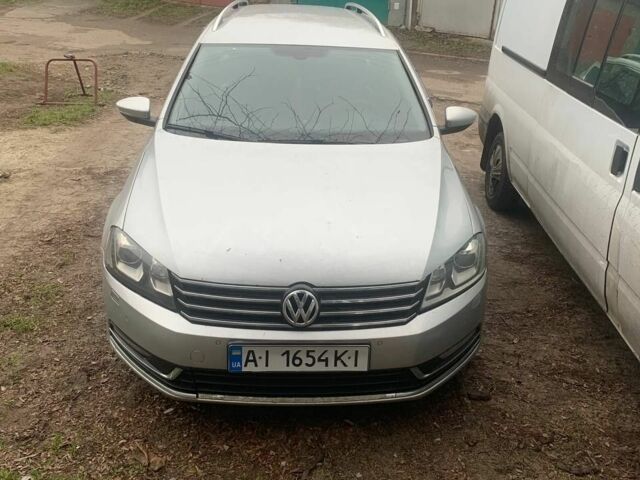 Серый Фольксваген Пассат Вариант, объемом двигателя 0 л и пробегом 353 тыс. км за 5500 $, фото 1 на Automoto.ua