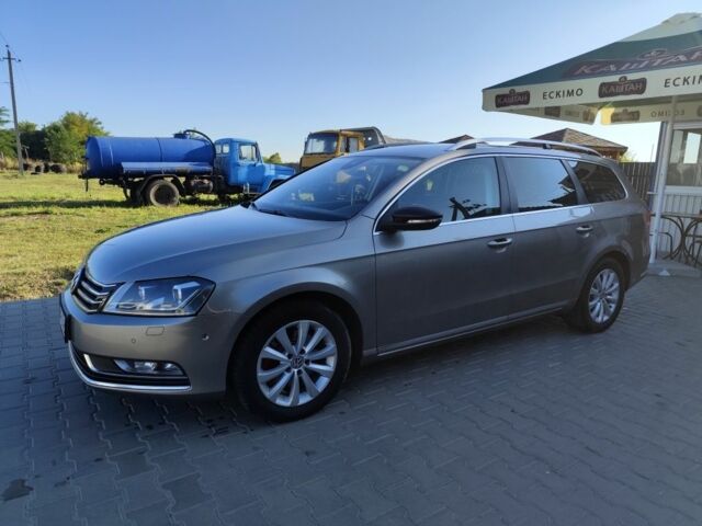 Сірий Фольксваген Пассат Варіант, об'ємом двигуна 2 л та пробігом 265 тис. км за 13700 $, фото 1 на Automoto.ua