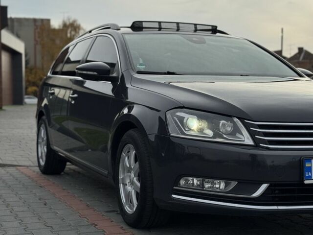 Сірий Фольксваген Пассат Варіант, об'ємом двигуна 2 л та пробігом 229 тис. км за 296 $, фото 1 на Automoto.ua