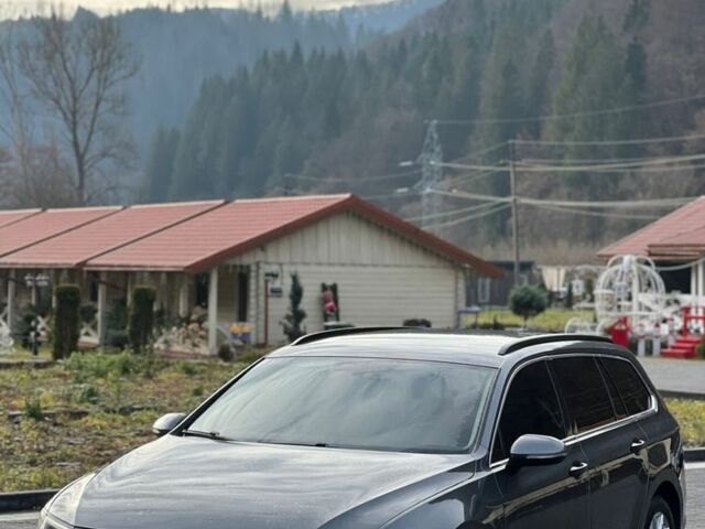 Сірий Фольксваген Пассат Варіант, об'ємом двигуна 2 л та пробігом 202 тис. км за 12800 $, фото 1 на Automoto.ua