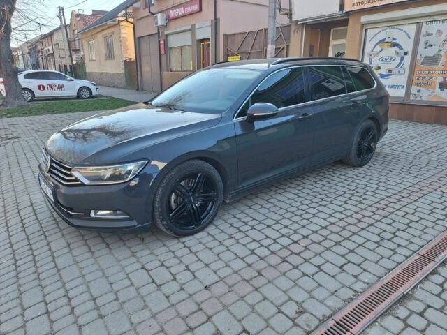 Серый Фольксваген Пассат Вариант, объемом двигателя 1.6 л и пробегом 320 тыс. км за 262 $, фото 1 на Automoto.ua