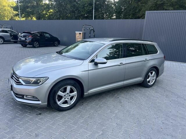 Серый Фольксваген Пассат Вариант, объемом двигателя 1.6 л и пробегом 298 тыс. км за 11500 $, фото 1 на Automoto.ua