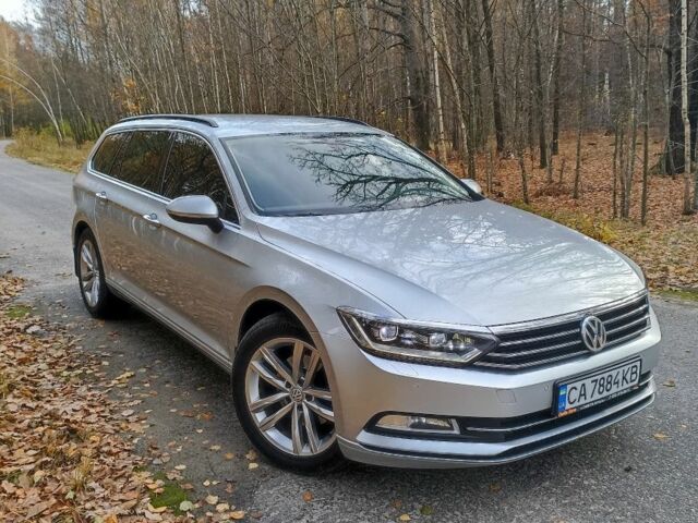 Фольксваген Пассат Варіант 2016 у Радомышле на Automoto.ua Сірий Фольксваген Пассат Варіант, об'ємом двигуна 2 л та пробігом 286 тис. км за 14500 $, фото 1 на Automoto.ua