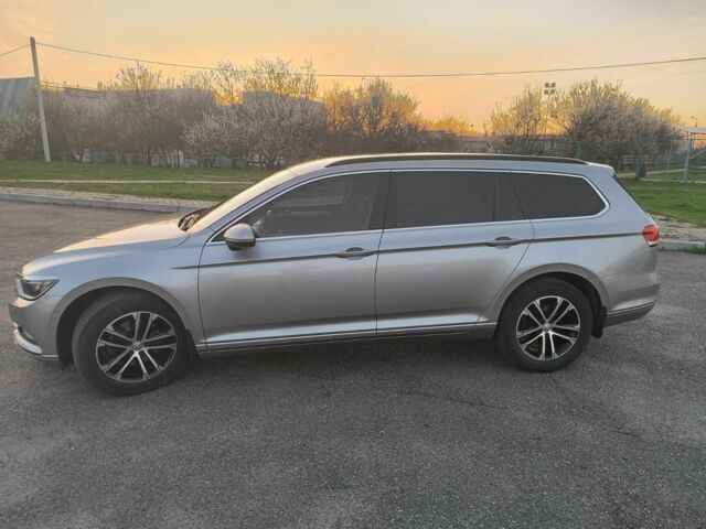 Сірий Фольксваген Пассат Варіант, об'ємом двигуна 2 л та пробігом 208 тис. км за 15200 $, фото 1 на Automoto.ua