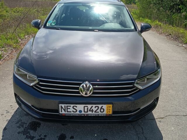 Серый Фольксваген Пассат Вариант, объемом двигателя 2 л и пробегом 299 тыс. км за 15950 $, фото 1 на Automoto.ua