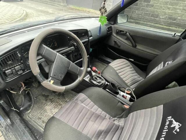 Синій Фольксваген Пассат Варіант, об'ємом двигуна 1.8 л та пробігом 200 тис. км за 1600 $, фото 1 на Automoto.ua