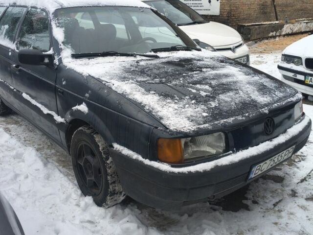 Синий Фольксваген Пассат Вариант, объемом двигателя 1.8 л и пробегом 340 тыс. км за 810 $, фото 1 на Automoto.ua