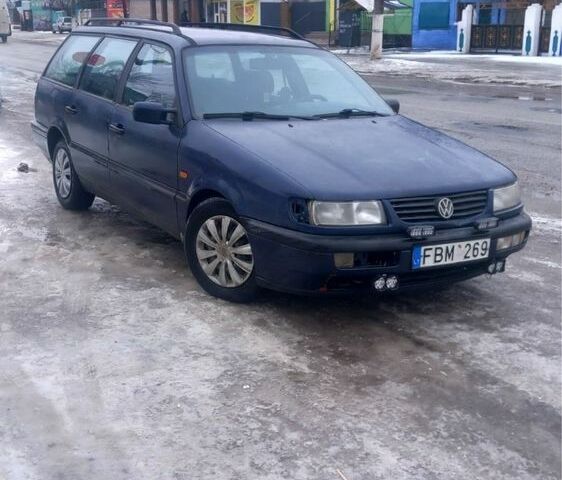 Синій Фольксваген Пассат Варіант, об'ємом двигуна 1.9 л та пробігом 58 тис. км за 1000 $, фото 1 на Automoto.ua