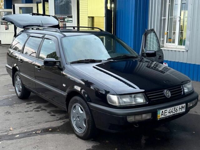 Фольксваген Пассат Вариант 1996 в Кривом Роге на Automoto.ua Синий Фольксваген Пассат Вариант, объемом двигателя 1.8 л и пробегом 350 тыс. км за 3500 $, фото 1 на Automoto.ua
