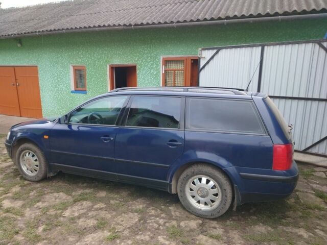 Синій Фольксваген Пассат Варіант, об'ємом двигуна 1.6 л та пробігом 290 тис. км за 4000 $, фото 1 на Automoto.ua