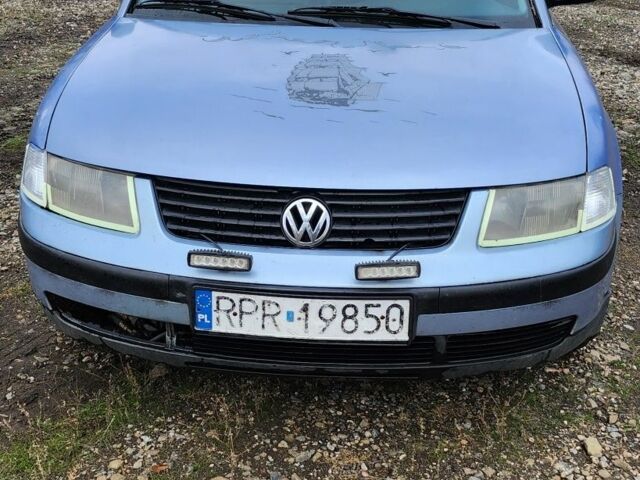 Синій Фольксваген Пассат Варіант, об'ємом двигуна 1 л та пробігом 500 тис. км за 1672 $, фото 1 на Automoto.ua