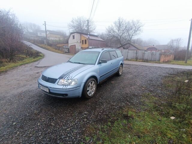 Синій Фольксваген Пассат Варіант, об'ємом двигуна 1.6 л та пробігом 400 тис. км за 2350 $, фото 1 на Automoto.ua