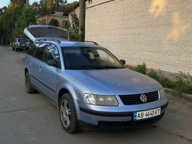 Синій Фольксваген Пассат Варіант, об'ємом двигуна 1.8 л та пробігом 400 тис. км за 2309 $, фото 1 на Automoto.ua