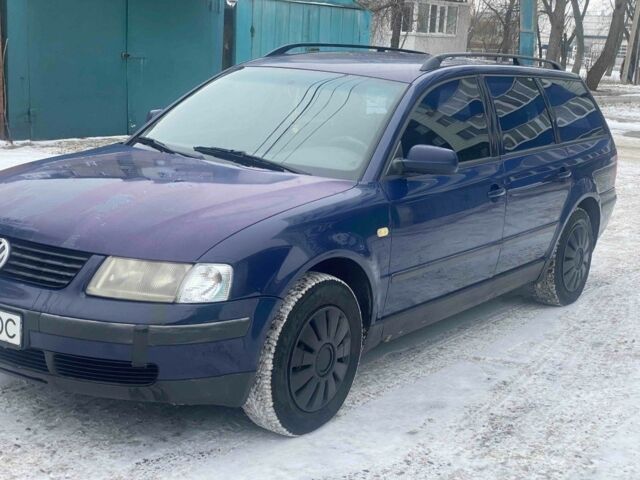 Синій Фольксваген Пассат Варіант, об'ємом двигуна 1.6 л та пробігом 300 тис. км за 2900 $, фото 1 на Automoto.ua