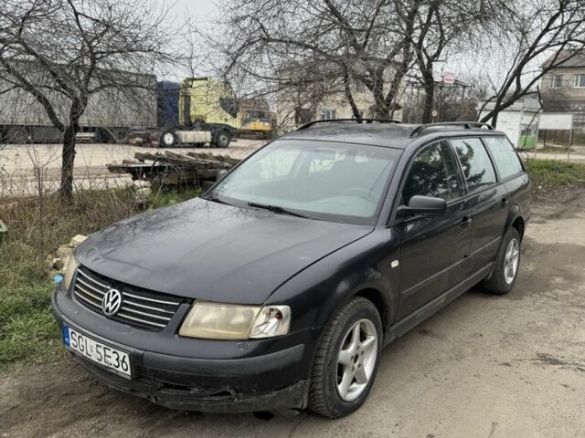 Синий Фольксваген Пассат Вариант, объемом двигателя 1.9 л и пробегом 500 тыс. км за 650 $, фото 1 на Automoto.ua