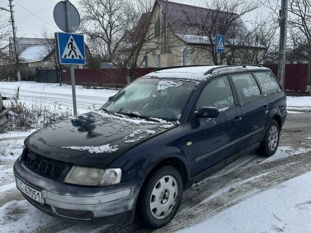 Синий Фольксваген Пассат Вариант, объемом двигателя 1.9 л и пробегом 405 тыс. км за 1300 $, фото 1 на Automoto.ua