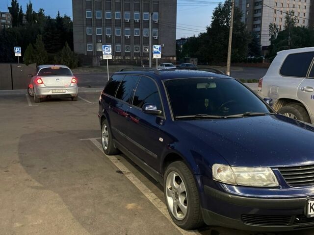 Синій Фольксваген Пассат Варіант, об'ємом двигуна 0 л та пробігом 400 тис. км за 2899 $, фото 1 на Automoto.ua