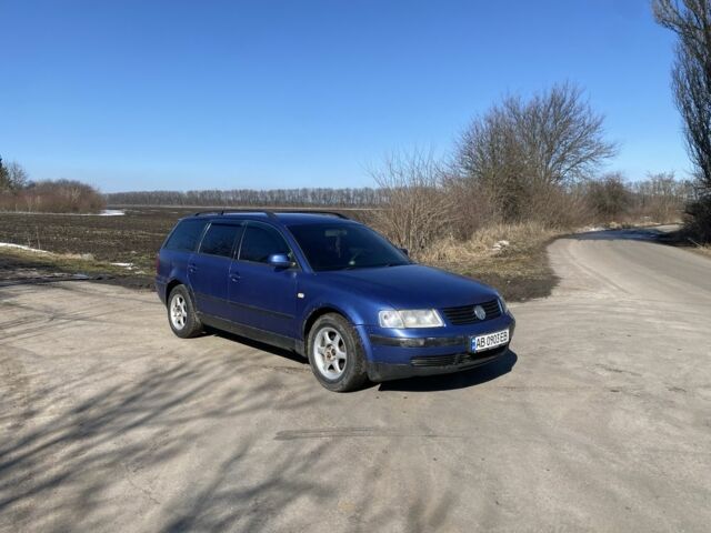 Синий Фольксваген Пассат Вариант, объемом двигателя 1.8 л и пробегом 450 тыс. км за 2200 $, фото 1 на Automoto.ua