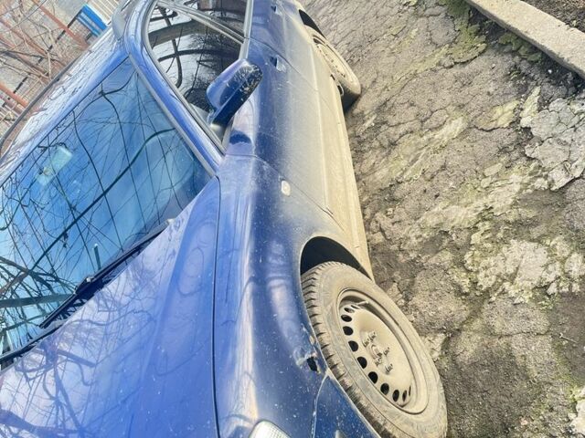 Синий Фольксваген Пассат Вариант, объемом двигателя 1.9 л и пробегом 436 тыс. км за 2190 $, фото 1 на Automoto.ua