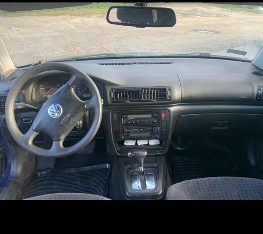 Синий Фольксваген Пассат Вариант, объемом двигателя 0 л и пробегом 250 тыс. км за 2800 $, фото 1 на Automoto.ua