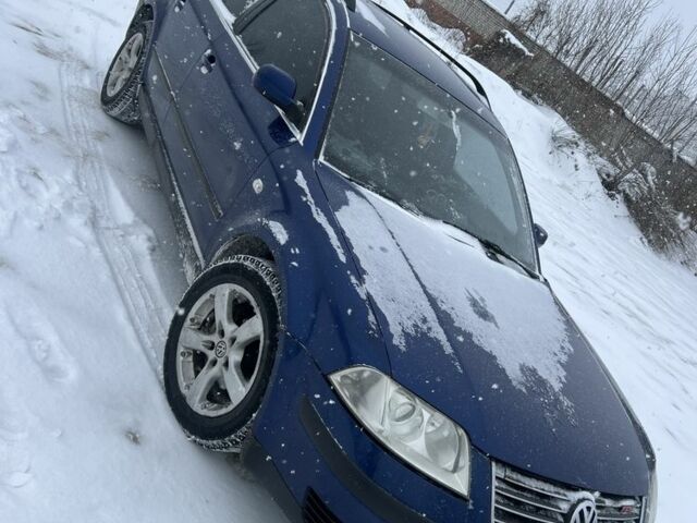 Синій Фольксваген Пассат Варіант, об'ємом двигуна 1.9 л та пробігом 279 тис. км за 4799 $, фото 1 на Automoto.ua