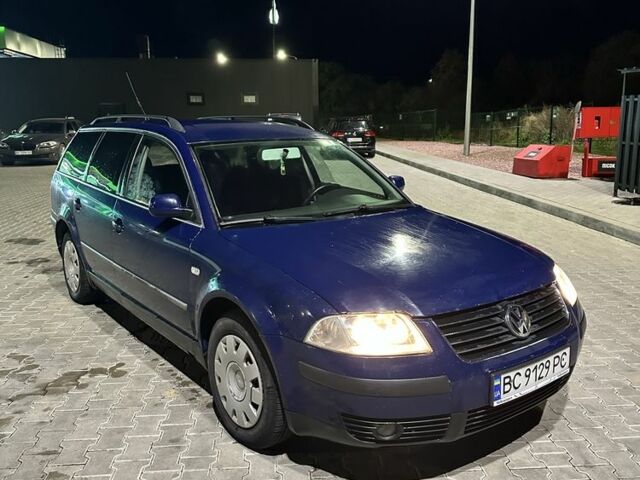 Фольксваген Пассат Варіант 2002 у Стрые на Automoto.ua Синій Фольксваген Пассат Варіант, об'ємом двигуна 1.9 л та пробігом 305 тис. км за 3600 $, фото 1 на Automoto.ua