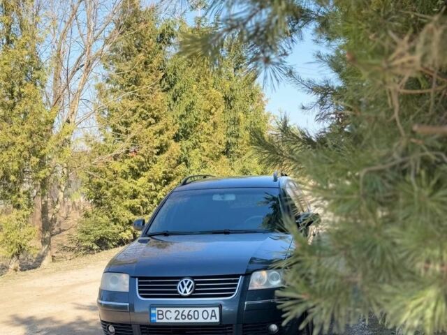 Синій Фольксваген Пассат Варіант, об'ємом двигуна 2 л та пробігом 276 тис. км за 3799 $, фото 1 на Automoto.ua