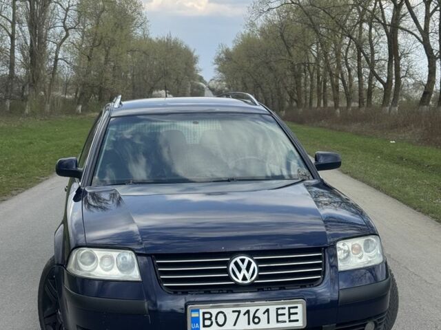 Синий Фольксваген Пассат Вариант, объемом двигателя 1.9 л и пробегом 315 тыс. км за 4199 $, фото 1 на Automoto.ua