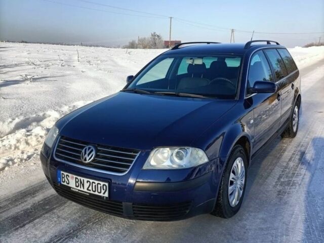 Синий Фольксваген Пассат Вариант, объемом двигателя 1.9 л и пробегом 259 тыс. км за 1400 $, фото 1 на Automoto.ua