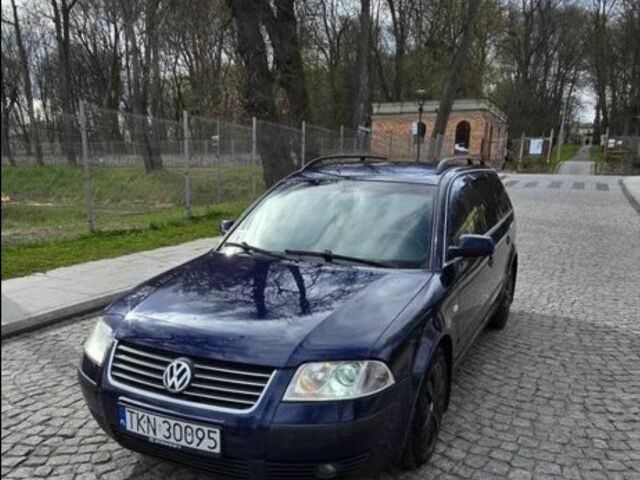 Синий Фольксваген Пассат Вариант, объемом двигателя 1.9 л и пробегом 273 тыс. км за 1450 $, фото 1 на Automoto.ua