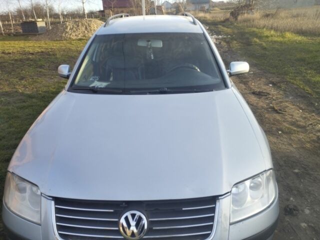 Синій Фольксваген Пассат Варіант, об'ємом двигуна 1 л та пробігом 332 тис. км за 3500 $, фото 1 на Automoto.ua