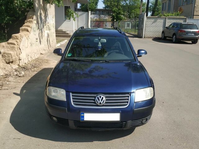 Синий Фольксваген Пассат Вариант, объемом двигателя 1.9 л и пробегом 380 тыс. км за 3200 $, фото 1 на Automoto.ua