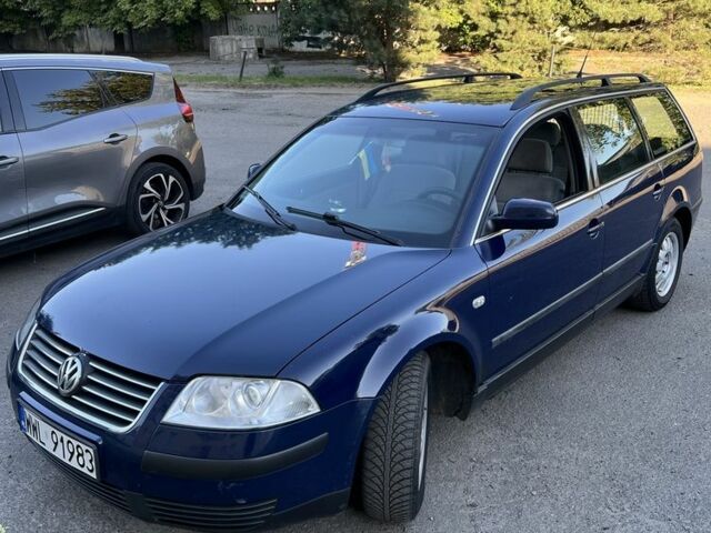 Фольксваген Пассат Вариант 2004 в Полтаве на Automoto.ua Синий Фольксваген Пассат Вариант, объемом двигателя 1.9 л и пробегом 238 тыс. км за 2300 $, фото 1 на Automoto.ua