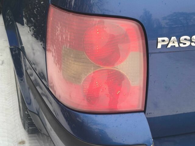 Синий Фольксваген Пассат Вариант, объемом двигателя 1.9 л и пробегом 246 тыс. км за 3800 $, фото 1 на Automoto.ua