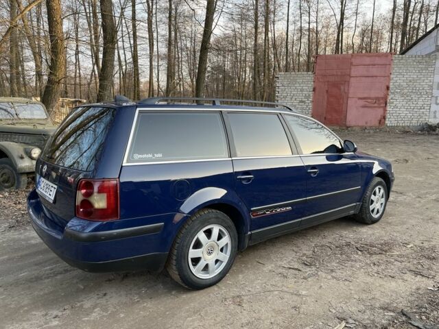 Синий Фольксваген Пассат Вариант, объемом двигателя 1.9 л и пробегом 249 тыс. км за 4400 $, фото 1 на Automoto.ua