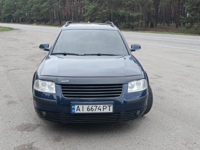 Синий Фольксваген Пассат Вариант, объемом двигателя 1.8 л и пробегом 250 тыс. км за 3600 $, фото 1 на Automoto.ua