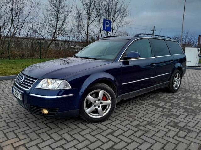 Синий Фольксваген Пассат Вариант, объемом двигателя 1.9 л и пробегом 300 тыс. км за 3650 $, фото 1 на Automoto.ua