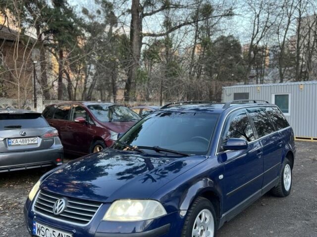 Синий Фольксваген Пассат Вариант, объемом двигателя 1.9 л и пробегом 300 тыс. км за 2000 $, фото 1 на Automoto.ua