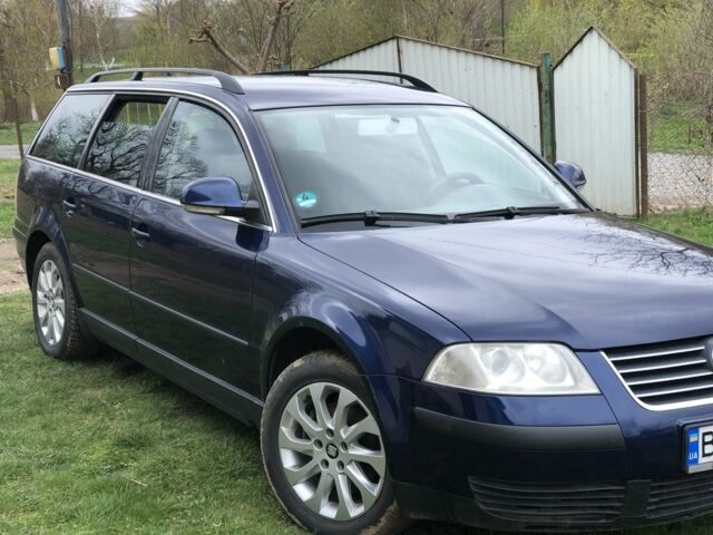 Синий Фольксваген Пассат Вариант, объемом двигателя 2 л и пробегом 256 тыс. км за 3500 $, фото 1 на Automoto.ua