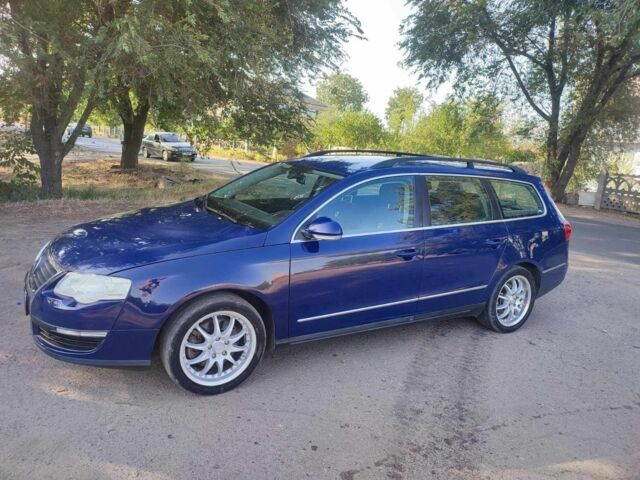 Синий Фольксваген Пассат Вариант, объемом двигателя 1.9 л и пробегом 287 тыс. км за 6000 $, фото 1 на Automoto.ua