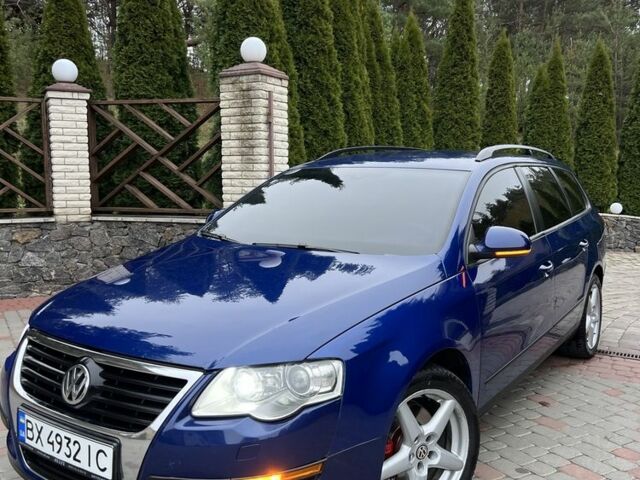 Синий Фольксваген Пассат Вариант, объемом двигателя 2 л и пробегом 287 тыс. км за 4950 $, фото 1 на Automoto.ua